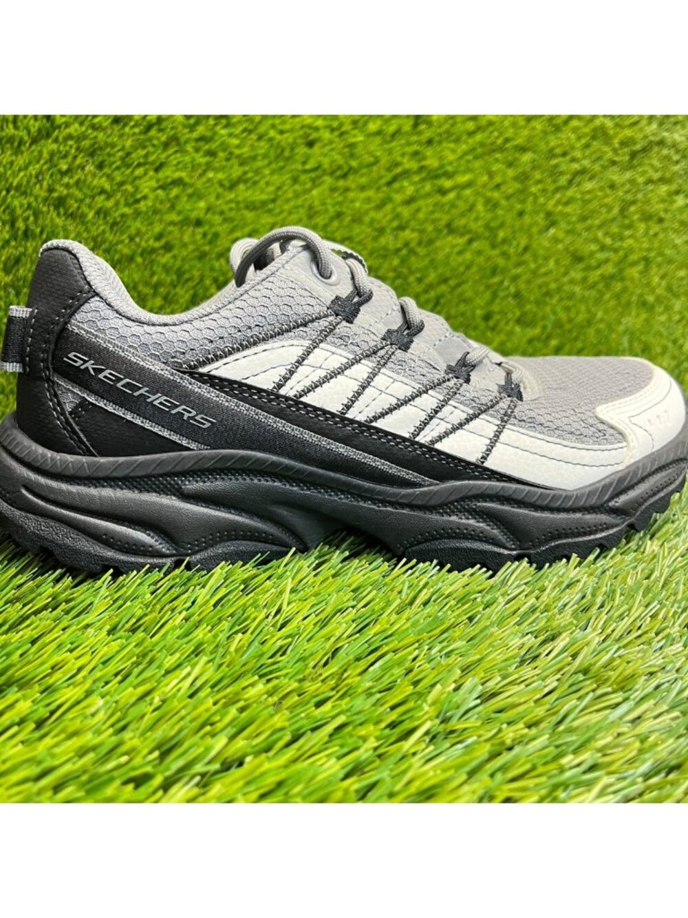 Skechers Vigor At Womens Size 7 Gray Athletic Running Walking Shoes Sneakers